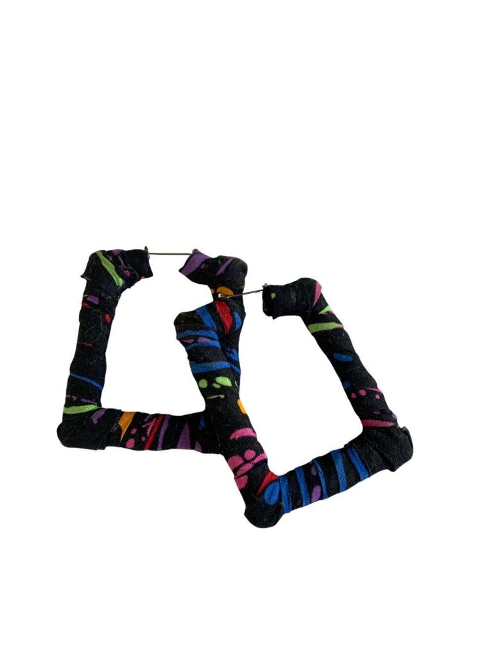 Square Fabric-Wrapped Earrings With Multicolor Abstract Print On Black Base u